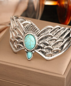 Vintage-style Turquoise Bracelet With A Textured Elegant Finish - Image 7
