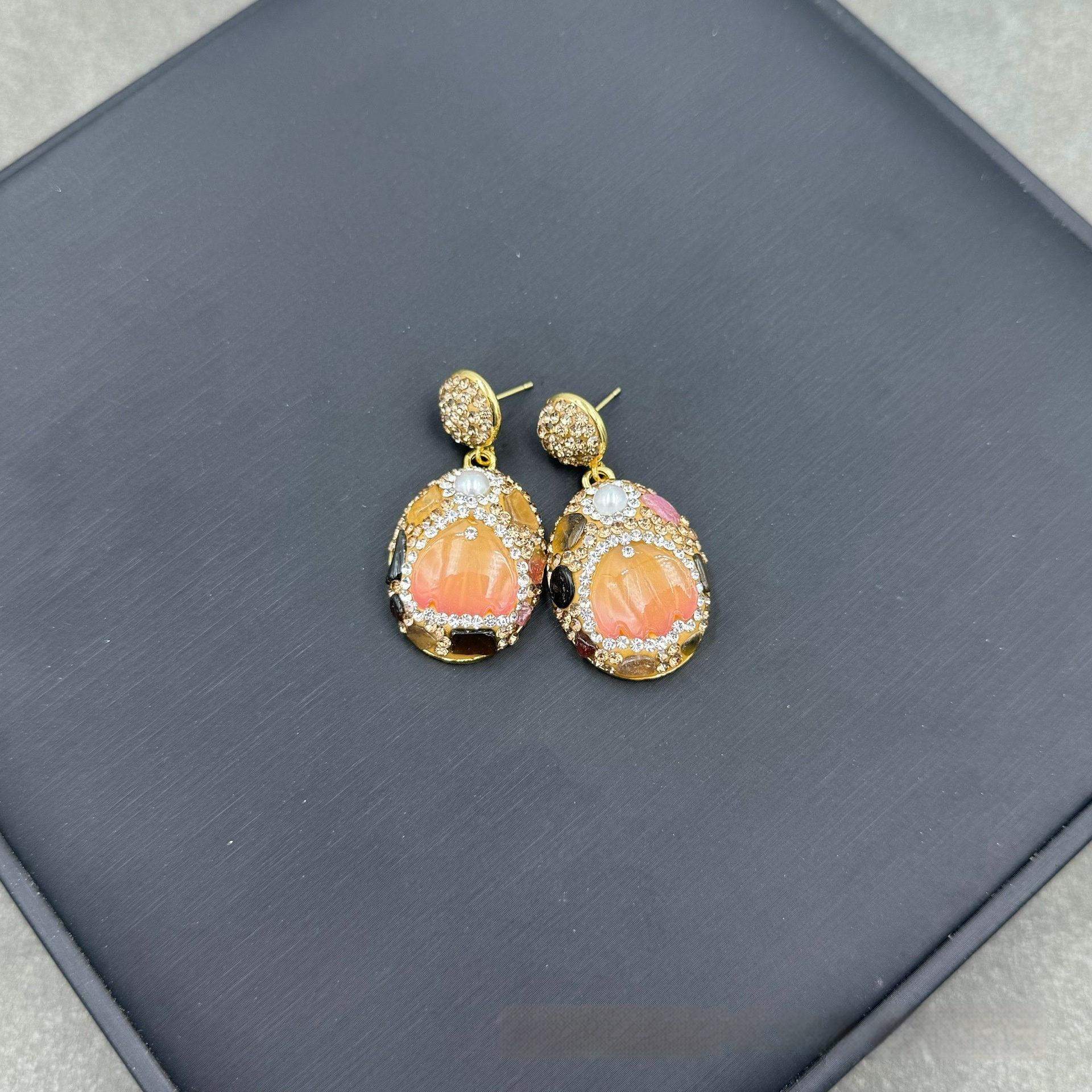 New Natural Tourmaline Inlaid Pearl Flower-shaped Suit - Image 3