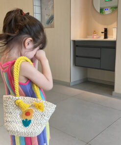 Children's Straw Handmade Knitted Messenger Bag - Image 4
