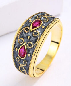 Alternative view of Classic Retro Exquisite Enamel Jewelry Three-piece Set