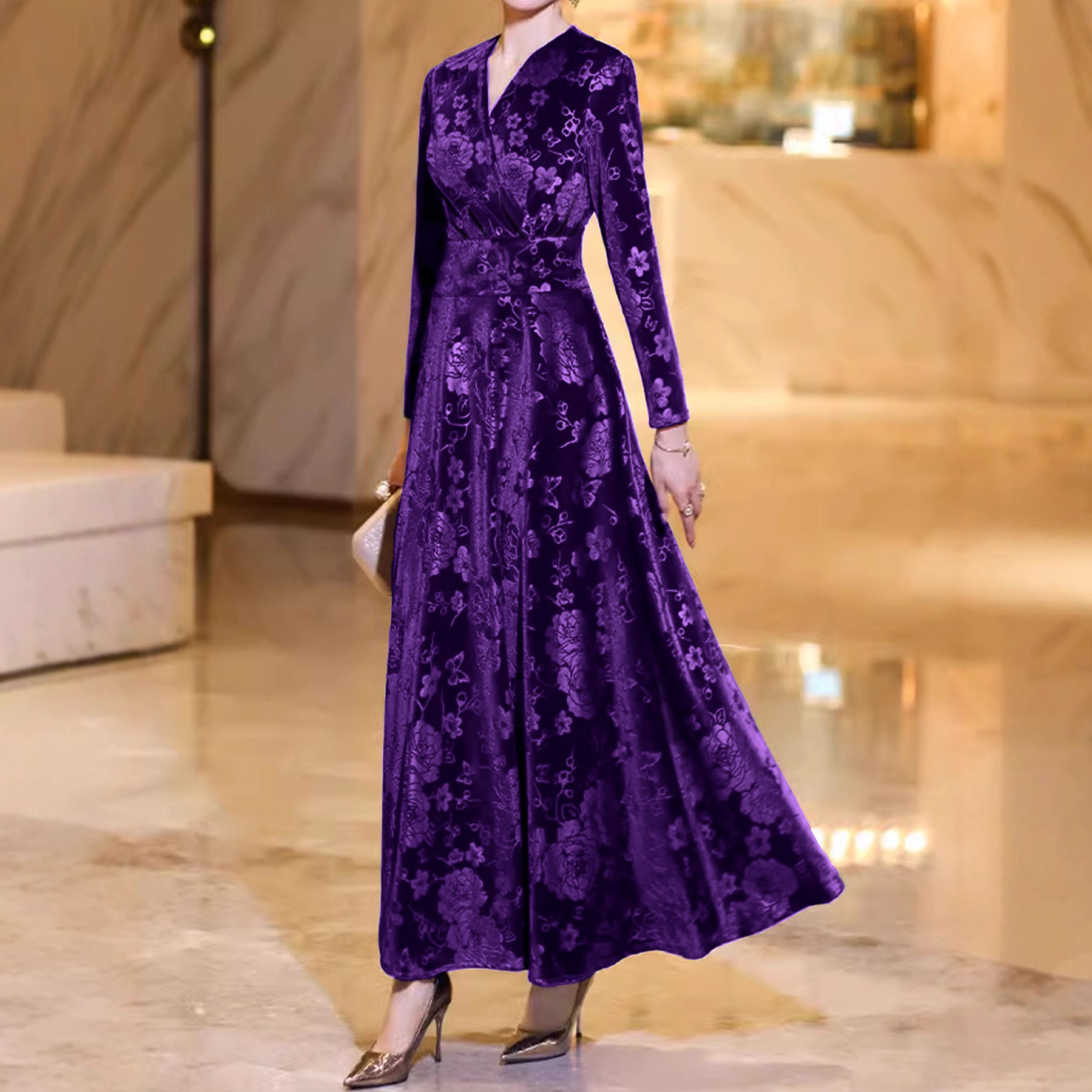 Womens High-end French-style Velvet Dress - Image 9