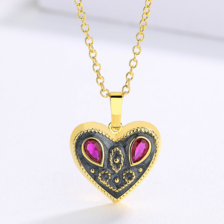 Classic Retro Exquisite Enamel Jewelry Three-piece Set - Image 4