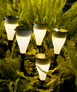 Solar outdoor water decorative street light