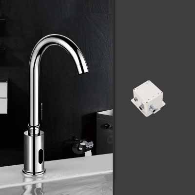 Automatic sensor faucet